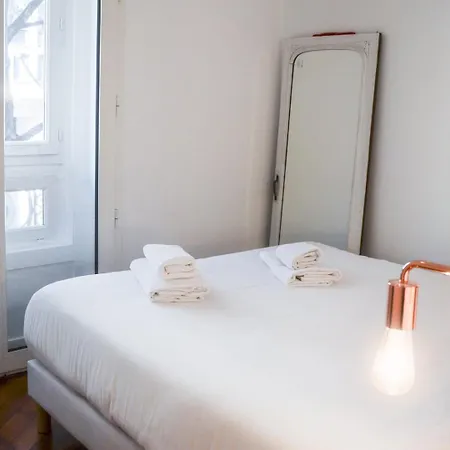 Elegant 2br Retreat In The 9th Апартаменты *