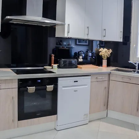 Elegant 2br Retreat In The 9th Апартаменты *